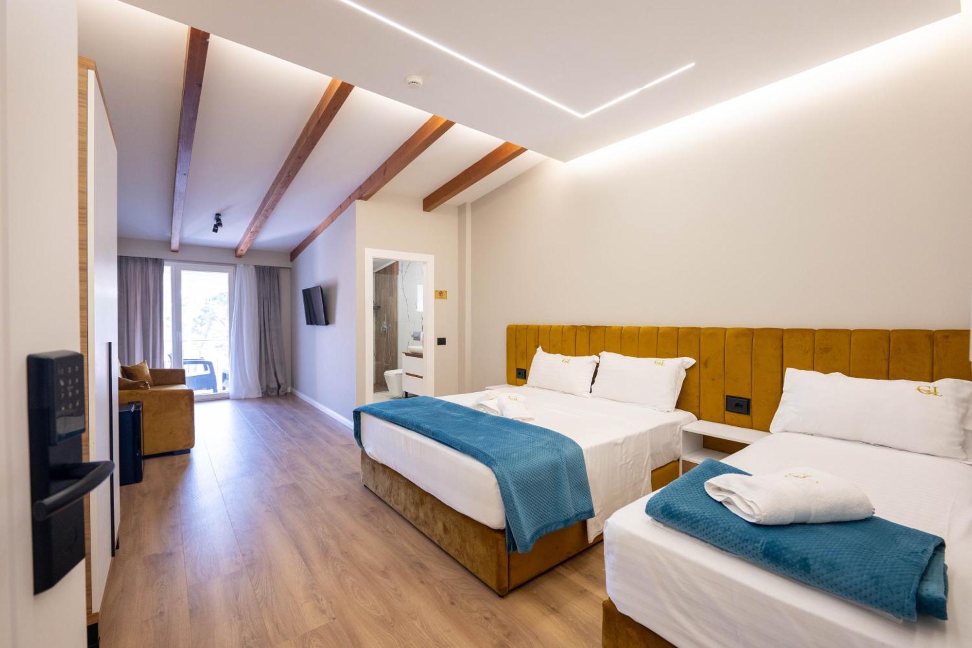 Golemi Lux Hotel Kültér fotó